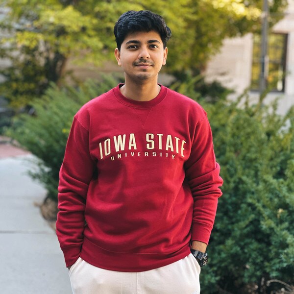Gear Iowa State University Cardinal Crewneck